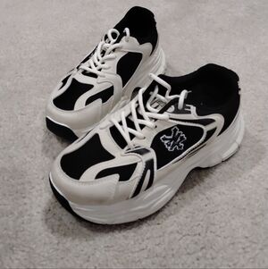 ZooYork Blossom Black and White Sneakers